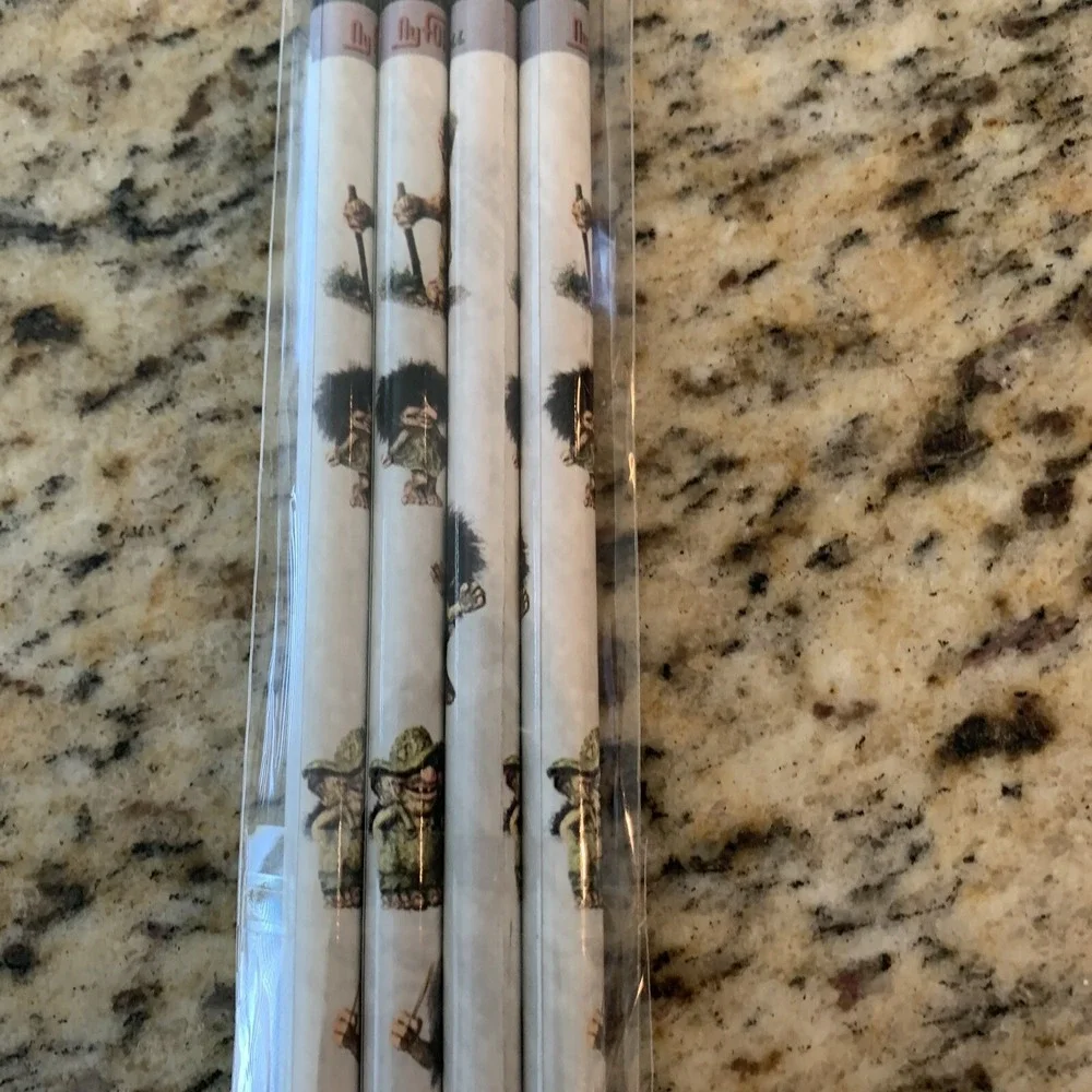 Ny‎ Form Norway Troll Pencils Package Of 4 New